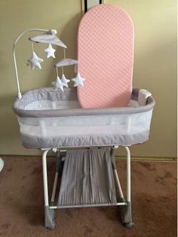 Bassinet-Simmons kids