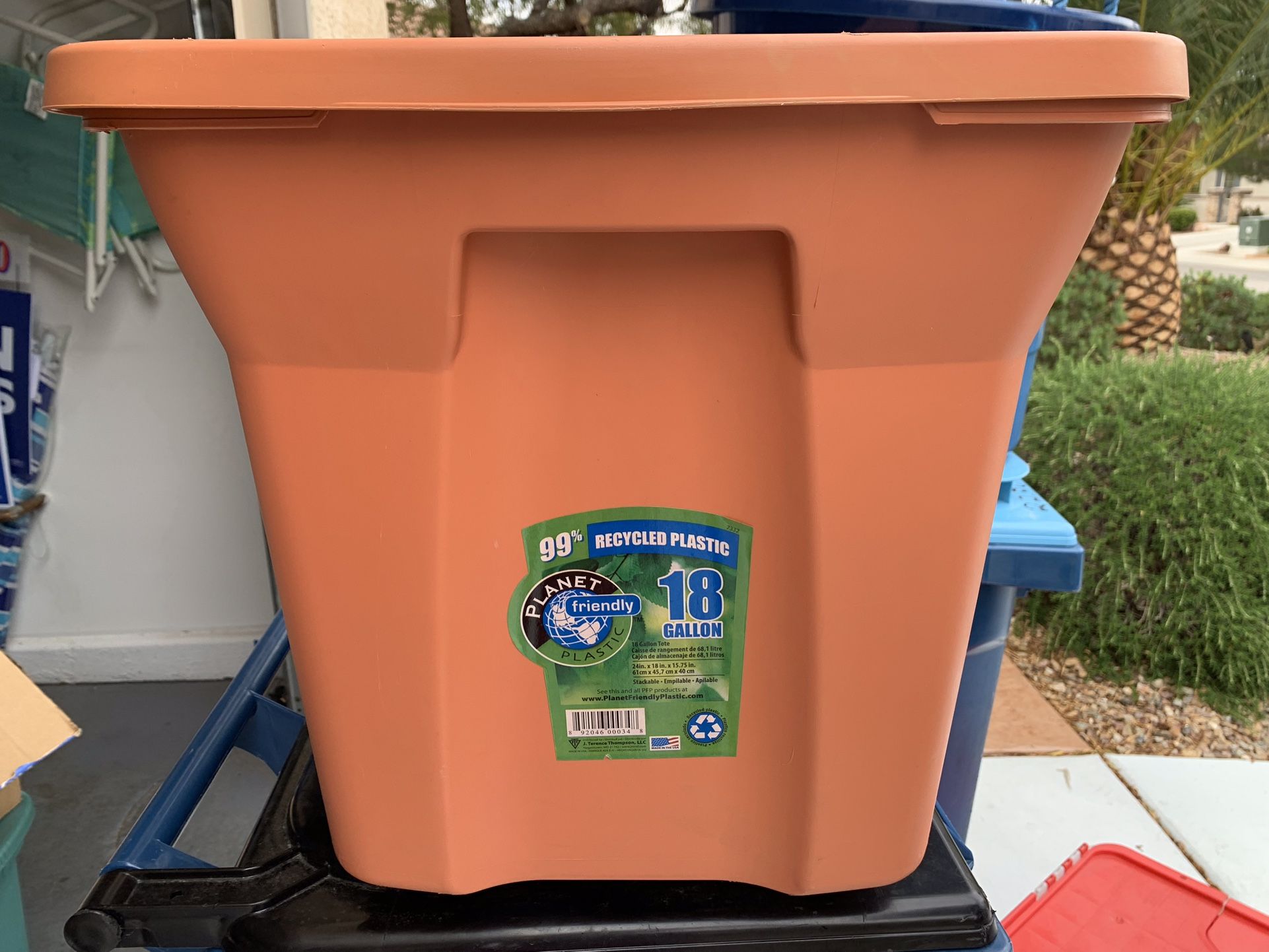 Storage Containers w Lids