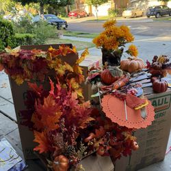 Halloween Decorations Lot