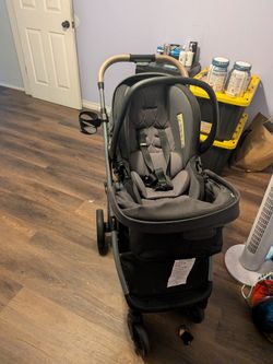 Baby stroller with bassinet