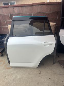 LEFT DRIVER SIDE REAR DOOR 2013 TOYOTA RAV4 EV (ELECTRIC) WHITE WITH HINGES
