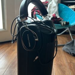 Bowers & Wilkins  P7 Headphones 