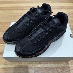 Undefeated air Max 95