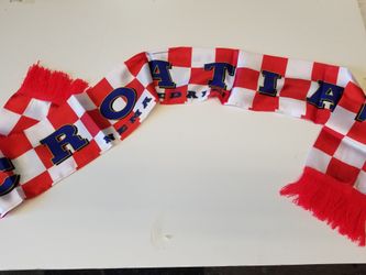 New. CROATIA scarf. 50in.