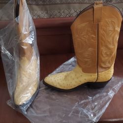 Ostrich  Boots Size 10 Runs Big