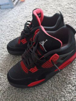 Jordan 4s