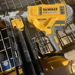 Dewalt 3.5” Nail Gun