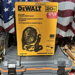DeWalt 20v MAX cordless jobsite fan!!! 5.0 ah XR & charger included!!!!