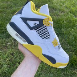 Jordan 4 Vivid Sulfar