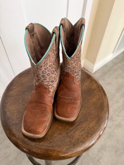 Ariat kids Leopard Print Western Cowboy Boots