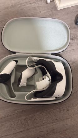 Meta - Quest 3S 128 GB (VR HEADSET)