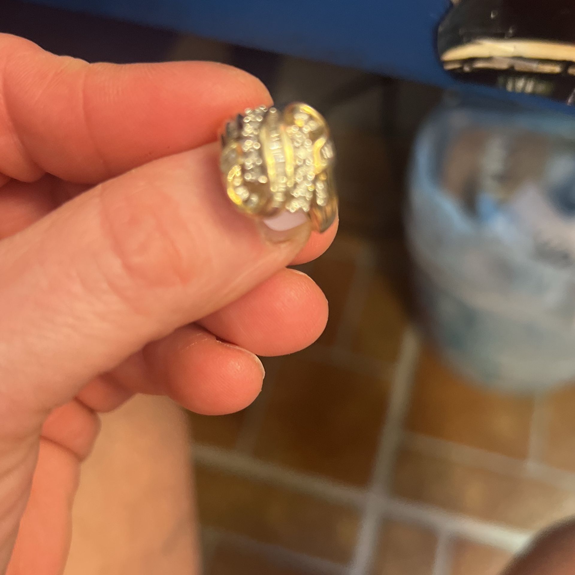 10k Cocktail Diamond Ring Size 7