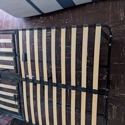 Queen Adjustable Bed Frame With Mattress 