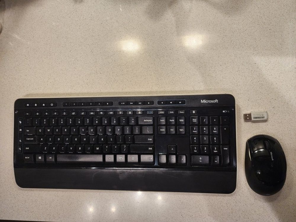 Old USB Keyboard And Mouse