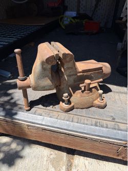 5 Inch Wilton Bullet Tradesman Vise Needs Lube