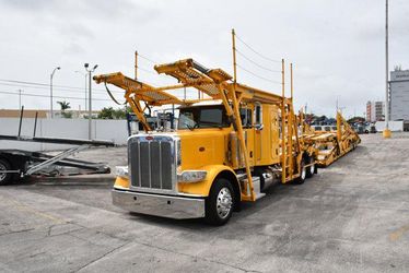 2015 Peterbilt 389