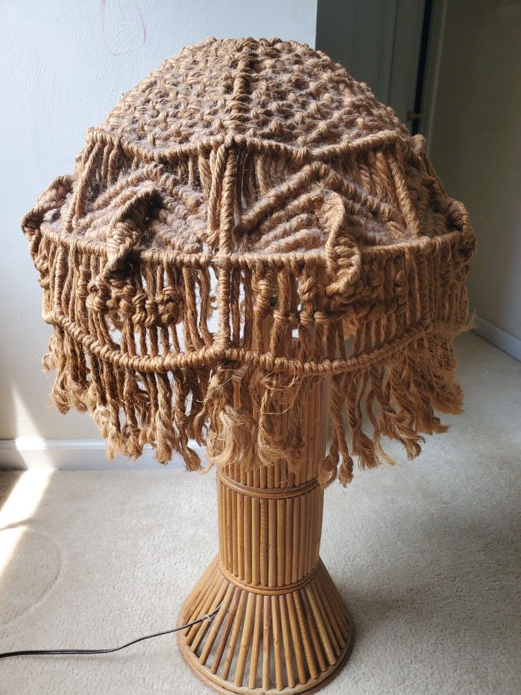 Beautiful Rope And Cane Lamp