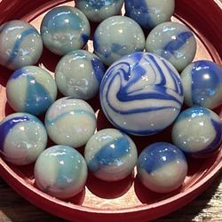 50 Marbles Include 3 Shooters