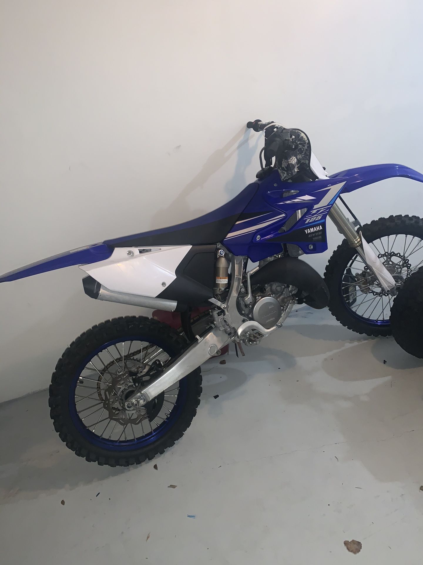 Yz125