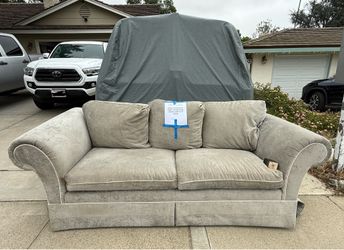 Free Couch in Claremont