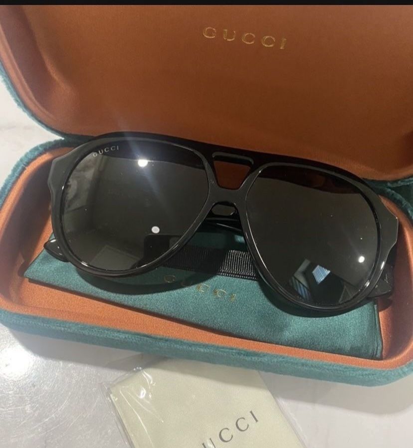 Gucci