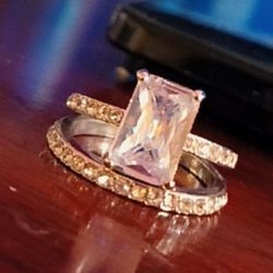 Ring For Sale Won't Tarnish Used As A Vacay Ring