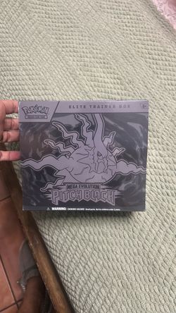 Pokémon Mega Evolution Pitch Black Elite Trainer Box