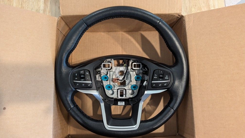 2020+ Ford Explorer Steering Wheel, No Airbag