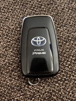 2017–2022 Toyota Prius Prime key fob