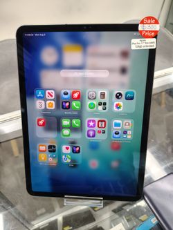 iPad Pro 11 " SIM unlocked eSim as well good battery 128gb