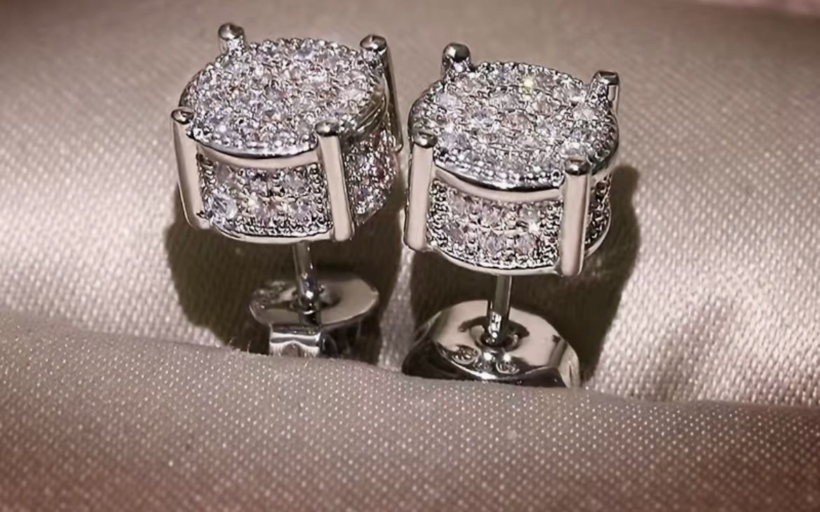 Diamond earring