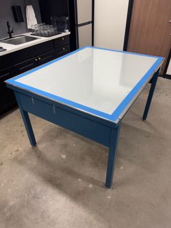 Industrial Light Table
