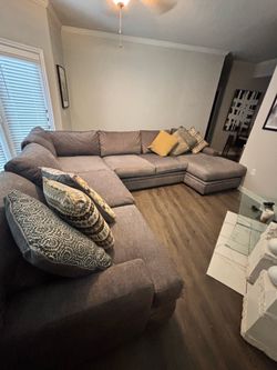 Sectional fabric sofa