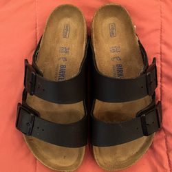 Black Birkenstocks 