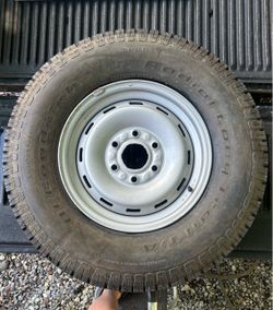 Chevy 6 lug wheel and tire 16