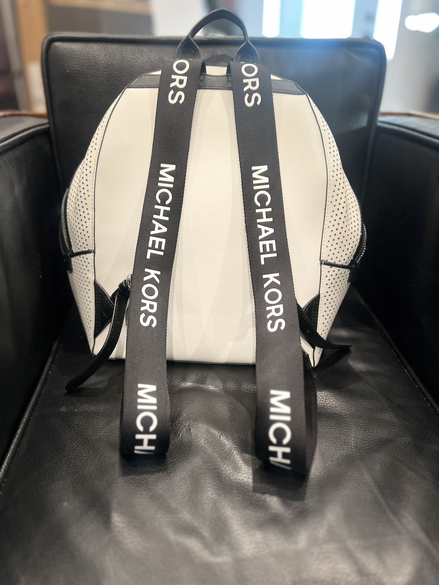 New with Tags MICHAEL KORS LACEY MK Sport Tape Backpack In OPTIC WHITE Perforated Leather