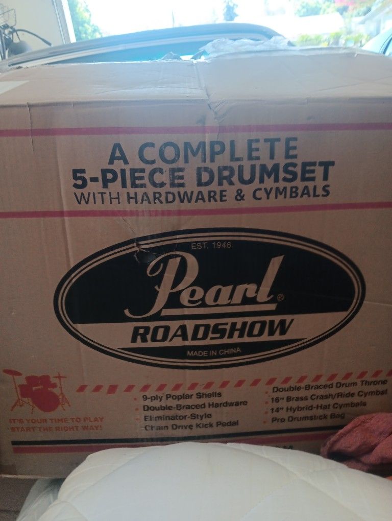 5pc Pearl Drum Set Still In Box