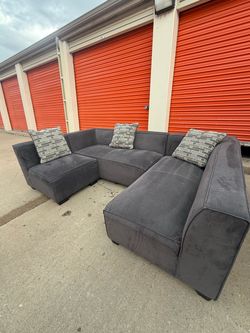 FREE DELIVERY - Fun Small U-Shape Sectional Sofa Couch!