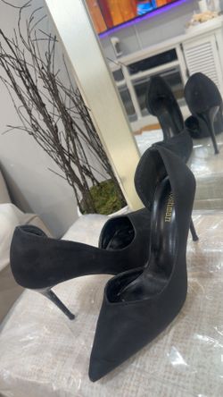Black High Heels Size 8 1/2