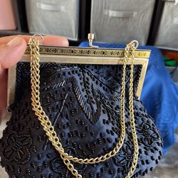 Vintage Beaded Woman’s Purse