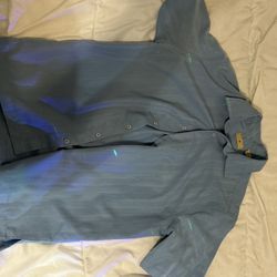 Men’s Light Blue Textured Button-Down - Size Medium - Casual Short Sleeve