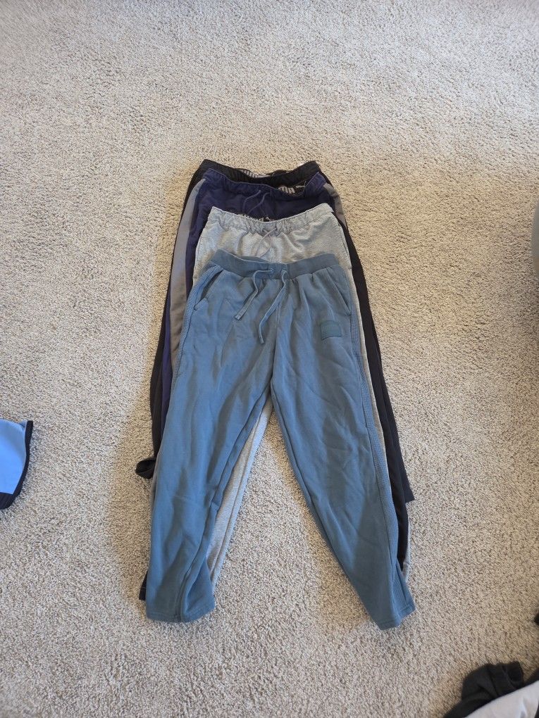 Mens Medium Puma Sweatpants - 4 Pair