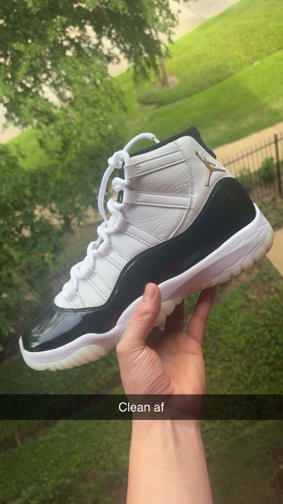 Jordan 11 Gratitude
