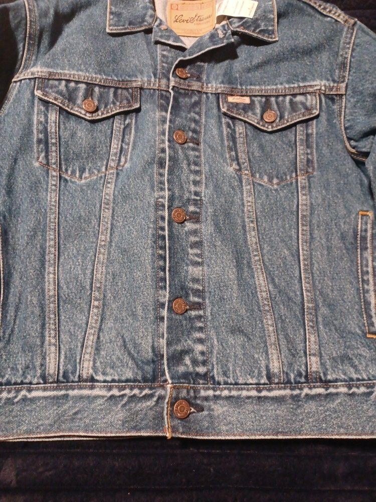 New Levi Strauss Signature Jean Jacket