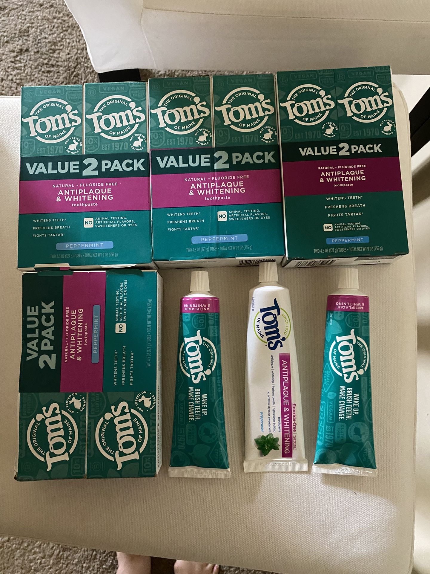 11 Tom's of Maine Fluoride-Free Antiplaque & Whitening Natural Toothpaste