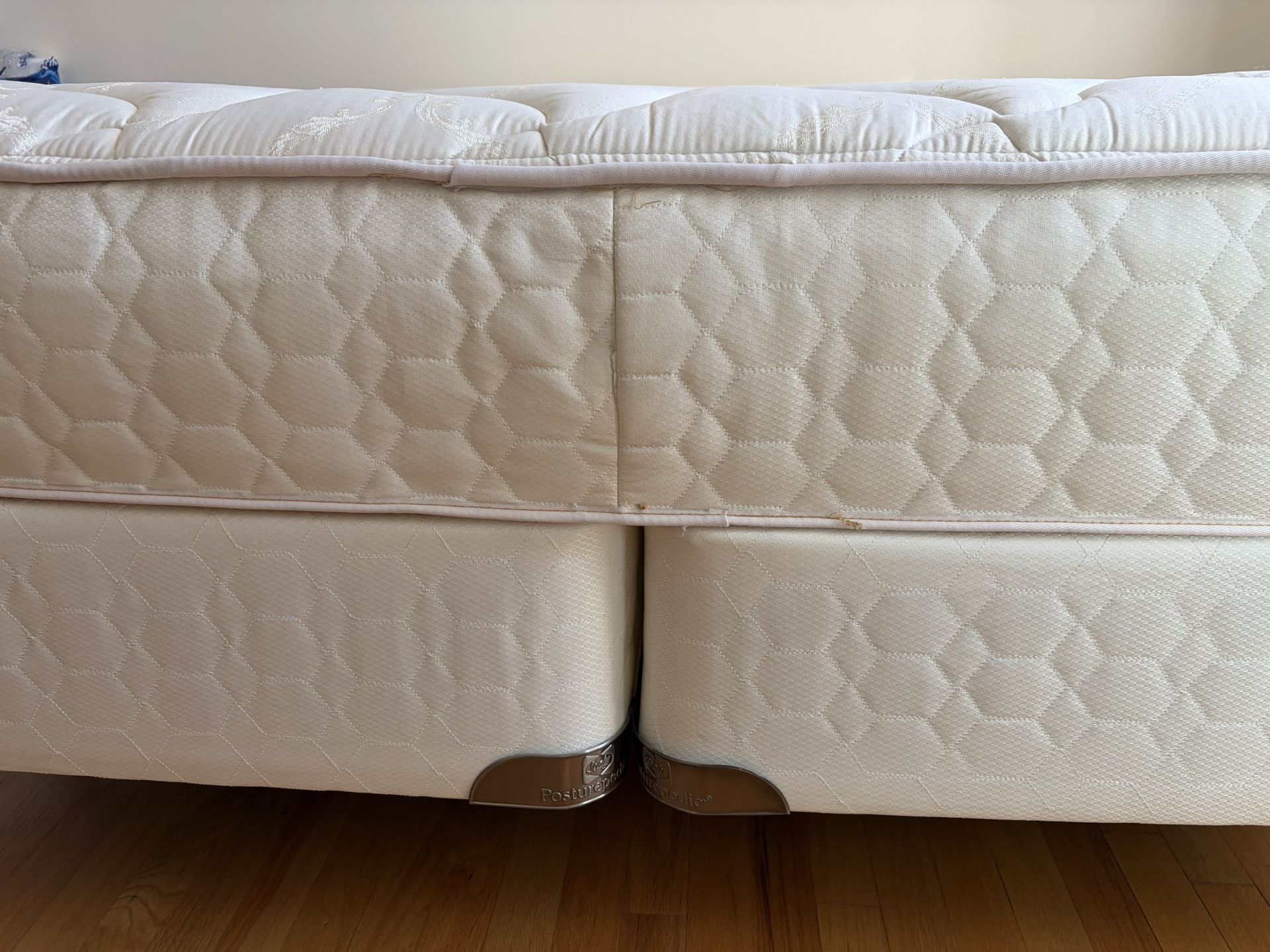 Queen Size Mattress Set