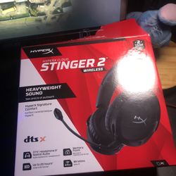 BRAND NEW hyper x wireless headset w/ mic