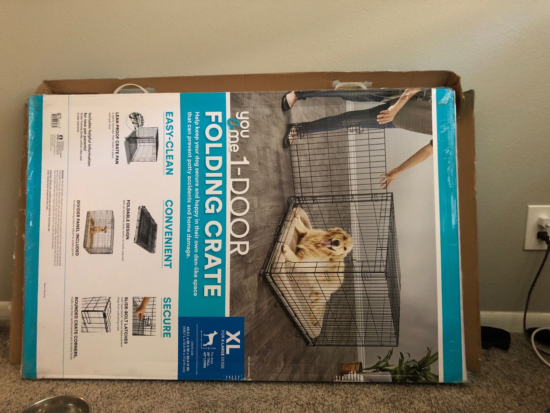 Dog crate / cage