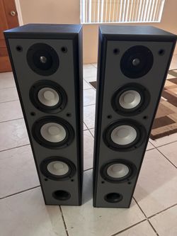 Yamaha NS-A100XT 3-Way Floorstanding Tower Speakers - Pair (Excellent Cond.)