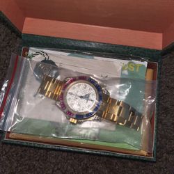 Bustdown Face Yellow Gold Rolex